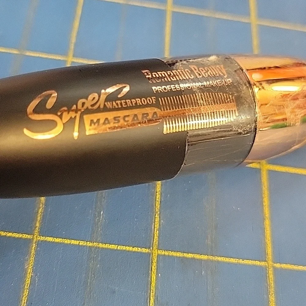 Romantic Beauty Super Watee Mascara New Sealed Tube